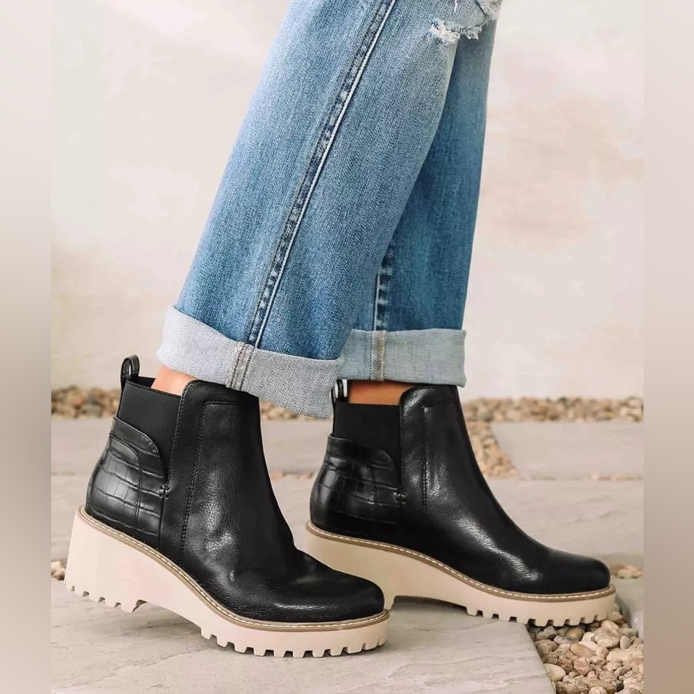 Dolce Vita Rielle Lug Sole Chelsea Boot
